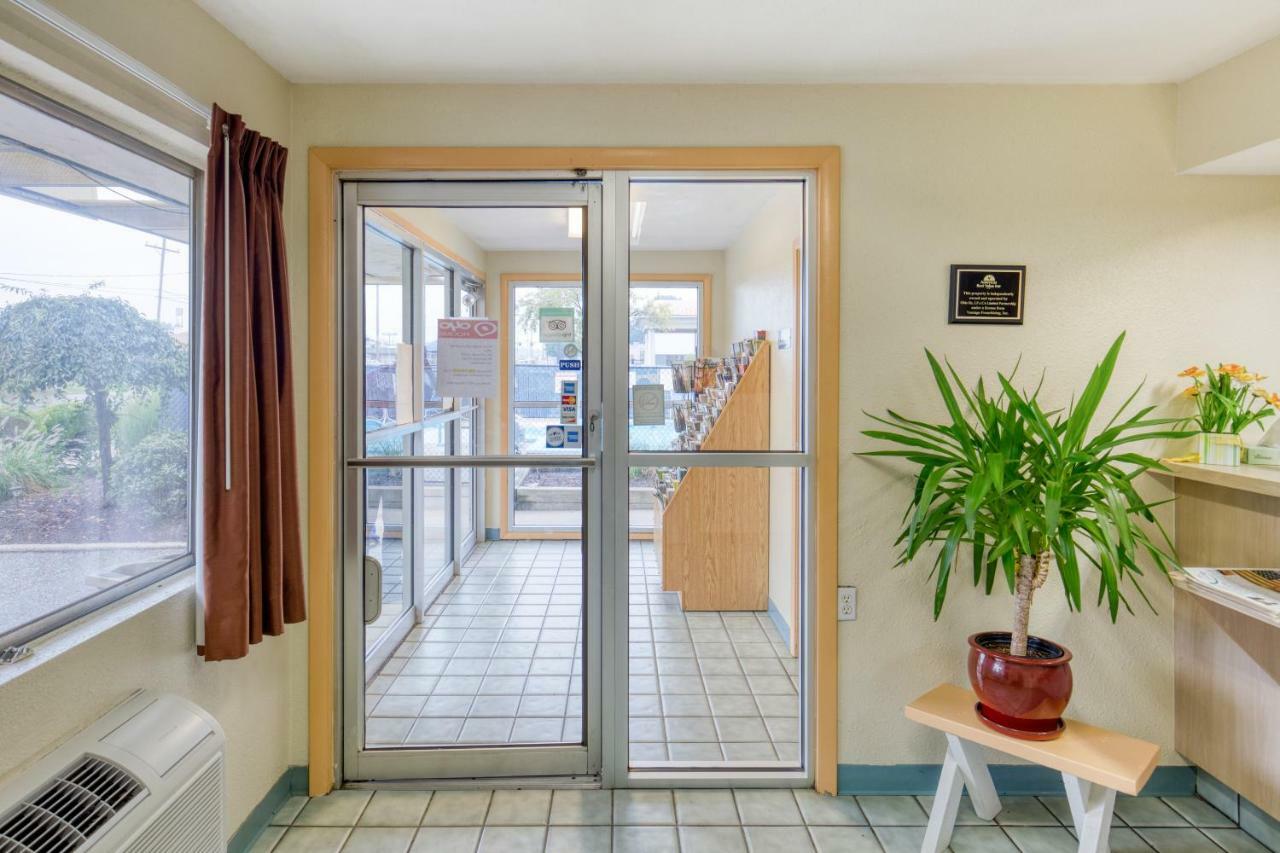 Days Inn By Wyndham نيو فيلادلفيا المظهر الخارجي الصورة