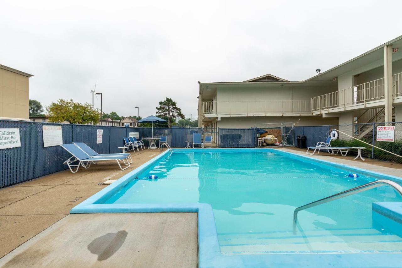 Days Inn By Wyndham نيو فيلادلفيا المظهر الخارجي الصورة