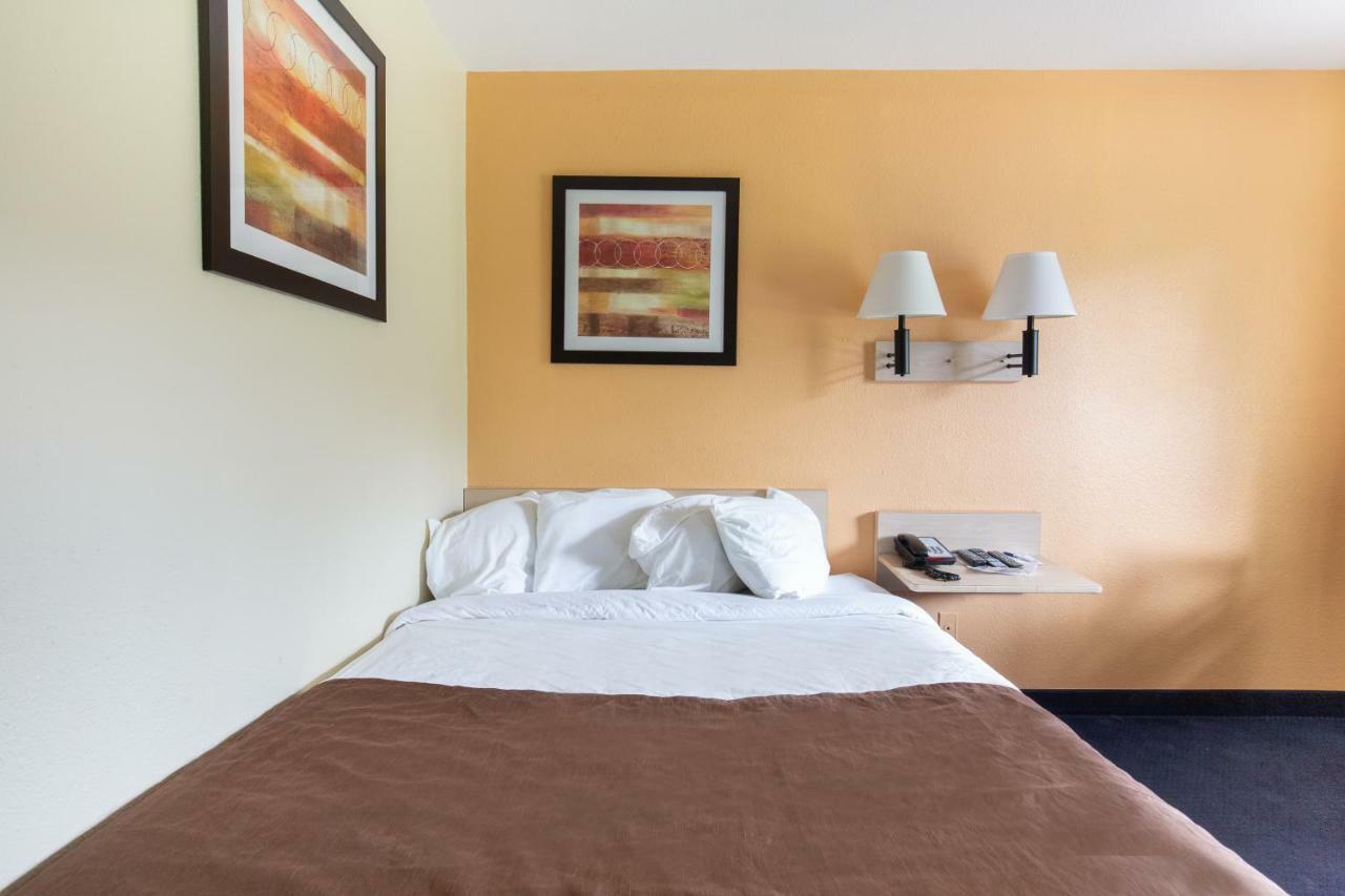 Days Inn By Wyndham نيو فيلادلفيا المظهر الخارجي الصورة